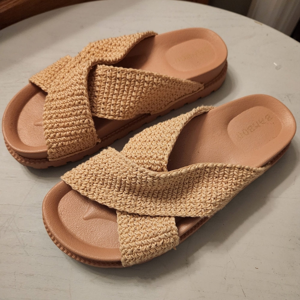 Bamboo Shoes Awaken Natural Flyknit Criss Cross Slide Sandals Size 6